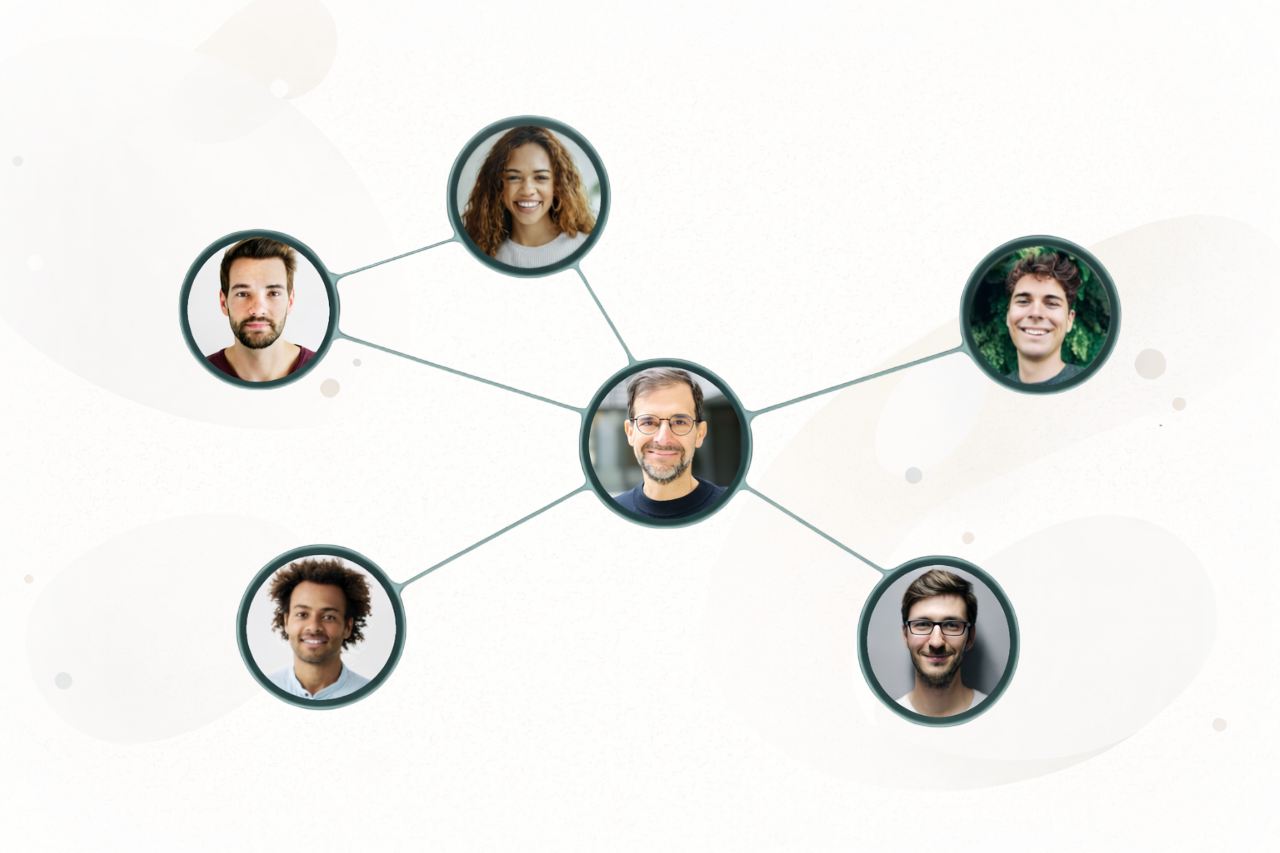 Agents connecting and building their network