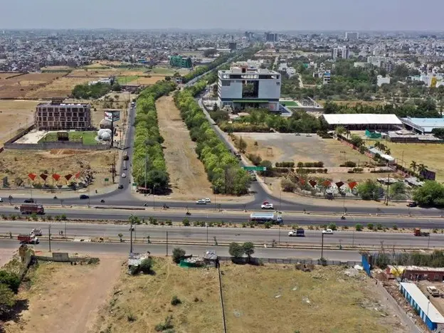विजय नगर और AB रोड कमर्शियल क्षेत्र